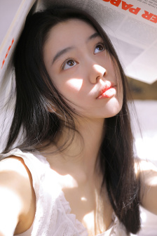 随风飘的月影兰
